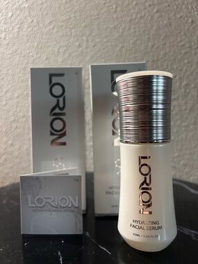 Hydrating Facial Primer – Pearl White